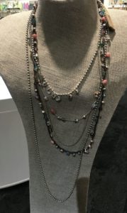 Manhattan Jewelry Favorites-Uno de 50 'Llamame Rocio' Necklace